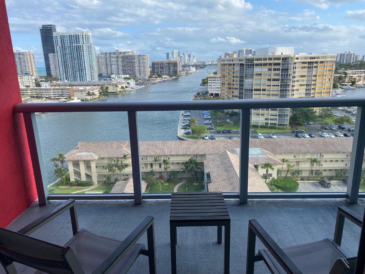Beachwalk 1B 1B Incredible View Apartment 14 A Hallandale Beach Kültér fotó