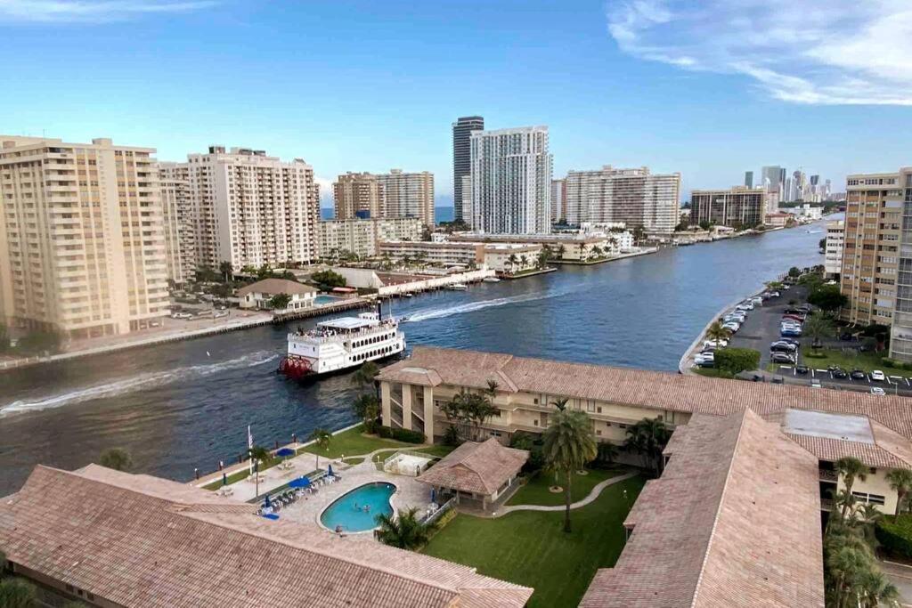 Beachwalk 1B 1B Incredible View Apartment 14 A Hallandale Beach Kültér fotó