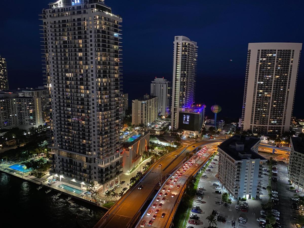 Beachwalk 1B 1B Incredible View Apartment 14 A Hallandale Beach Kültér fotó